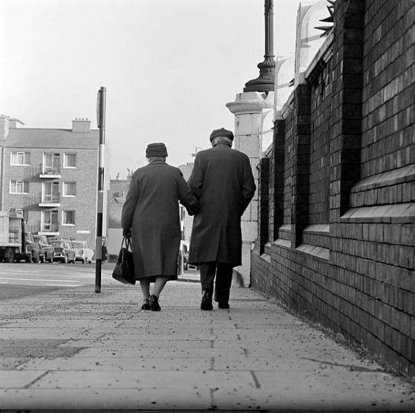 These Antique Photos Show Love is As Old as Time - Its The Vibe