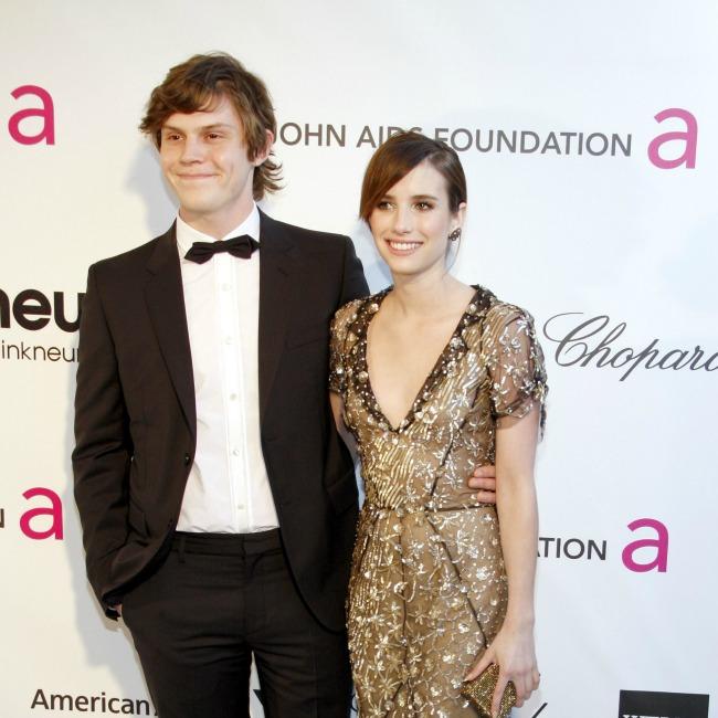 Evan Peters and Emma Roberts dating again - Its The Vibe